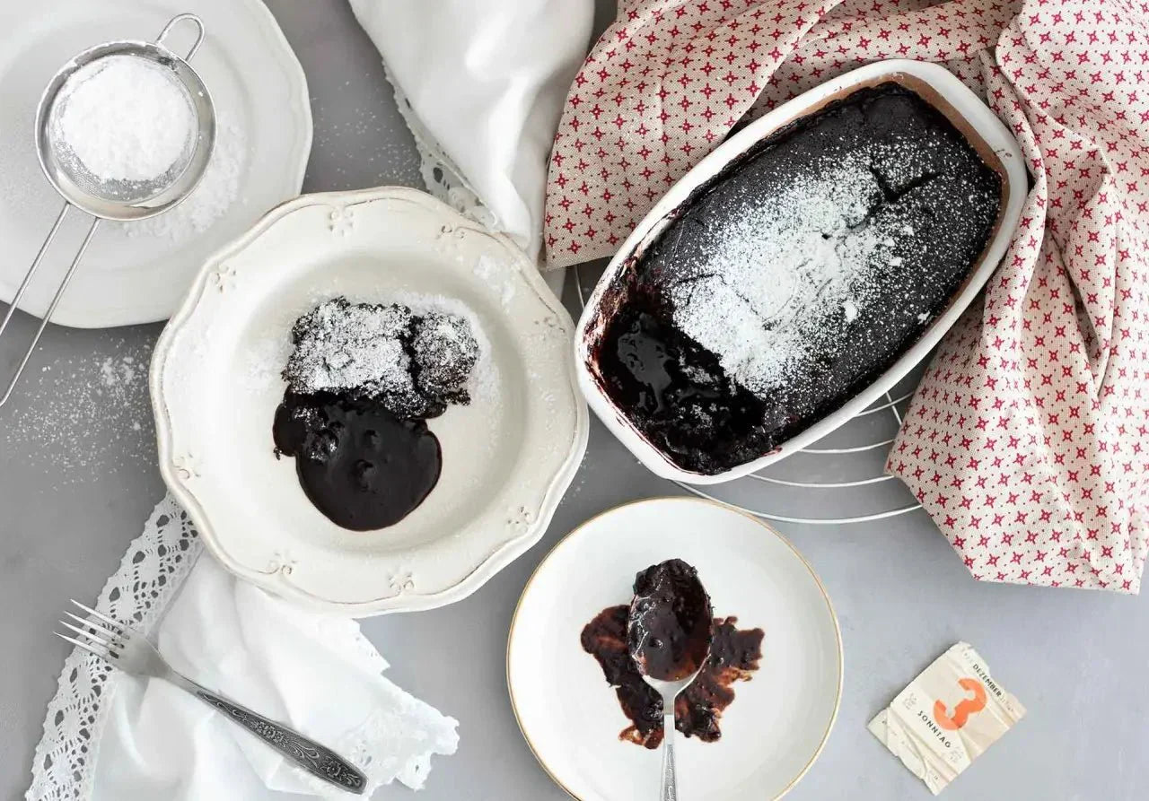 Saftiger-Schokoladenauflauf-mit-dunkler-Edelkakao-Schokolade Rausch