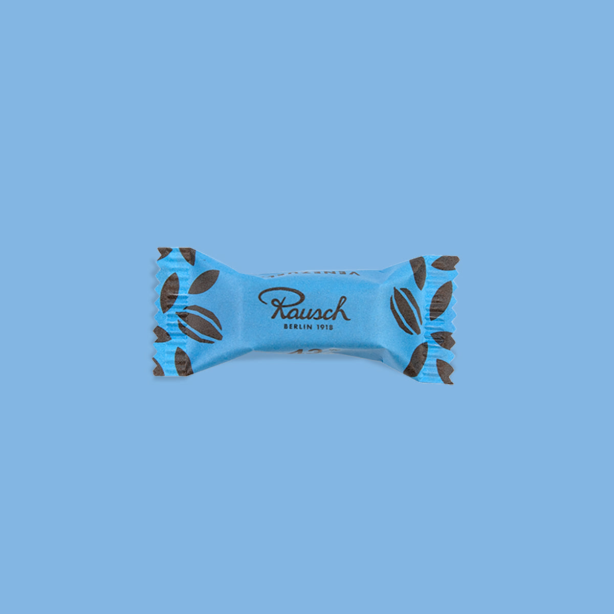 Hellblaue handwerkliche Schokoladenverpackung mit Kakaobohnen-Motiv und Rausch-Logo. - Rausch